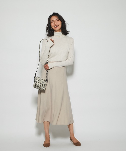 RIVE DROITE（リヴドロワ）の「1着は持っておきたい　アンチピリングタートルニット（ニット/セーター・レディース・ブラック/ベージュ/オフホワイト/ブルー・FREE）」の8枚目の写真