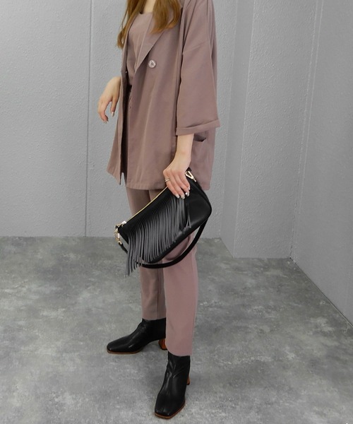 minia（ミニア）の「ブロックシンヒールのスクエアトゥストレッチブーツ　◆（ブーツ・レディース・アイボリー/ブラック・M/LL/L/S）」の22枚目の写真