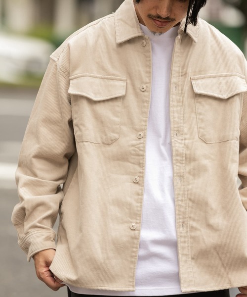 ITEMS URBANRESEARCH（アイテムズ アーバンリサーチ）の「コーデュロイ CPOシャツ（シャツ/ブラウス・メンズ・ブラック/ネイビー/オフホワイト/グレー・MEDIUM/LARGE）」の2枚目の写真