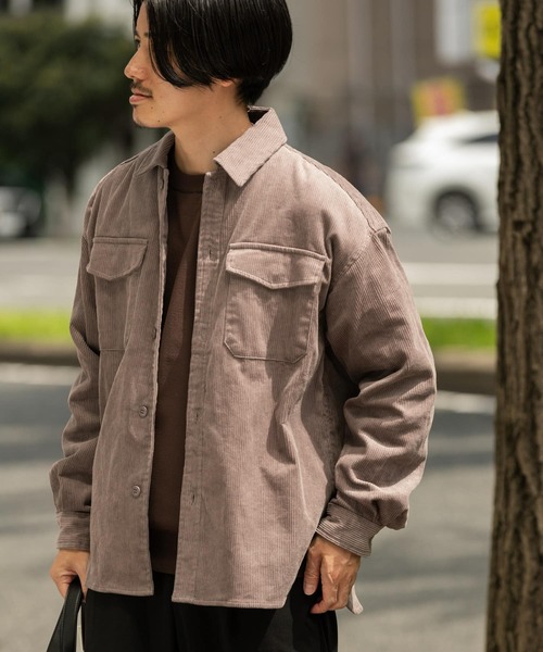 ITEMS URBANRESEARCH（アイテムズ アーバンリサーチ）の「コーデュロイ CPOシャツ（シャツ/ブラウス・メンズ・ブラック/ネイビー/オフホワイト/グレー・MEDIUM/LARGE）」の17枚目の写真