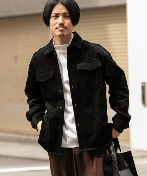 ITEMS URBANRESEARCH（アイテムズ アーバンリサーチ）の「コーデュロイ CPOシャツ（シャツ/ブラウス・メンズ・ブラック/ネイビー/オフホワイト/グレー・MEDIUM/LARGE）」の22枚目の写真