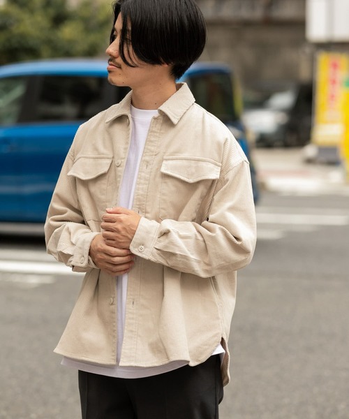 ITEMS URBANRESEARCH（アイテムズ アーバンリサーチ）の「コーデュロイ CPOシャツ（シャツ/ブラウス・メンズ・ブラック/ネイビー/オフホワイト/グレー・MEDIUM/LARGE）」の7枚目の写真