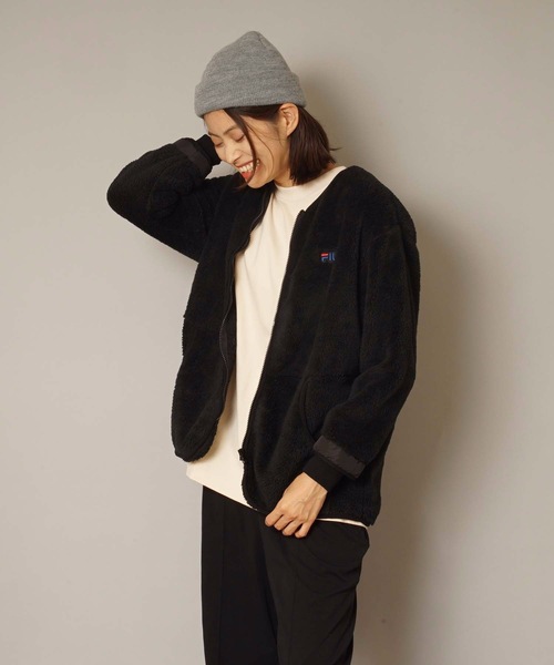 FILA(フィラ)の「【FILA / フィラ】レディースボアジャケット(ブルゾン・レディース・ライトベージュ/ブラック/ライトグレー・MEDIUM/LARGE/X-LARGE)」の2枚目の写真