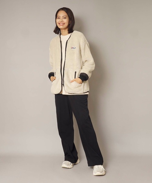 FILA(フィラ)の「【FILA / フィラ】レディースボアジャケット(ブルゾン・レディース・ライトベージュ/ブラック/ライトグレー・MEDIUM/LARGE/X-LARGE)」の12枚目の写真