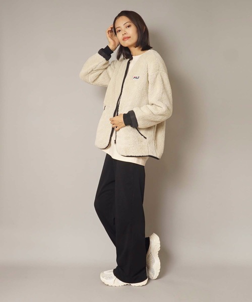 FILA(フィラ)の「【FILA / フィラ】レディースボアジャケット(ブルゾン・レディース・ライトベージュ/ブラック/ライトグレー・MEDIUM/LARGE/X-LARGE)」の11枚目の写真