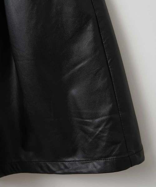 a.v.v（アーヴェヴェ）の「[140-150]【洗える】フェイクレザータックキュロット（その他パンツ・キッズ・ブラック/ベージュ・140/150）」の6枚目の写真