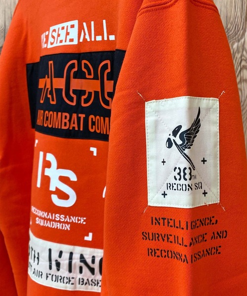 AVIREX（アヴィレックス）の「シーチングパッチ スウェット（スウェット・メンズ・オリーブ/ブラック/オフホワイト/オレンジ・XXL/M/XL/L）」の19枚目の写真