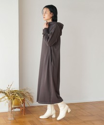 AMERICAN HOLIC | 配色ステッチフード付きミニ裏毛ワンピース(ワンピース)