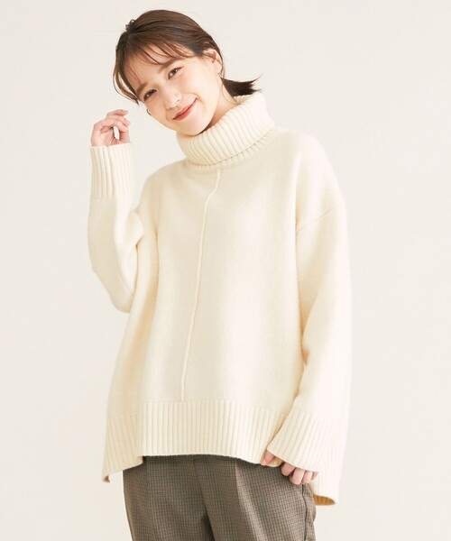 SHARE PARK（シェアパーク）の「【洗える】センターシームタートルニット（ニット/セーター・レディース・グレー系/ベージュ系/アイボリー系/ライトグリーン系/イエロー系/ピンク系・1）」の3枚目の写真