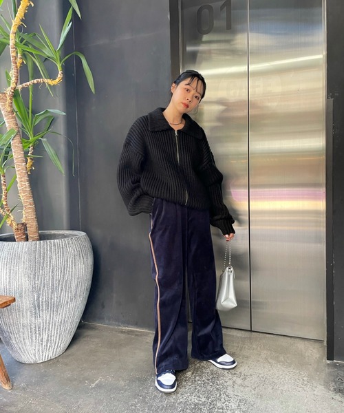 WHO'S WHO gallery（フーズフーギャラリー）の「リブジップニット（ニット/セーター・レディース・ブラック/ネイビー/ブラウン/グレー・FREE）」の9枚目の写真