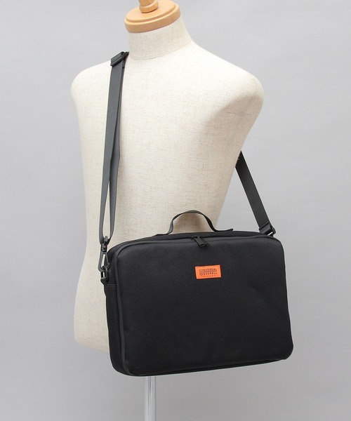 UNIVERSAL OVERALL（ユニバーサルオーバーオール）の「カルゼ調ポリエステル PC収納 ショルダーバッグ（ビジネスバッグ・メンズ・ブラック・FREE）」の10枚目の写真