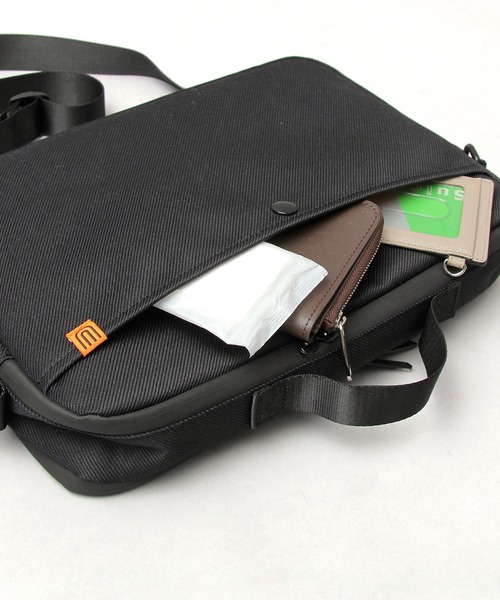 UNIVERSAL OVERALL（ユニバーサルオーバーオール）の「カルゼ調ポリエステル PC収納 ショルダーバッグ（ビジネスバッグ・メンズ・ブラック・FREE）」の22枚目の写真