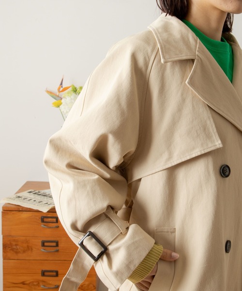 ANGIE（アンジー）の「ツイルボリュームスリーブオーバーサイズトレンチコート（トレンチコート・レディース・ベージュ/カーキ/オフホワイト・FREE）」の12枚目の写真