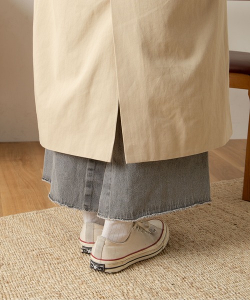 ANGIE（アンジー）の「ツイルボリュームスリーブオーバーサイズトレンチコート（トレンチコート・レディース・ベージュ/カーキ/オフホワイト・FREE）」の13枚目の写真