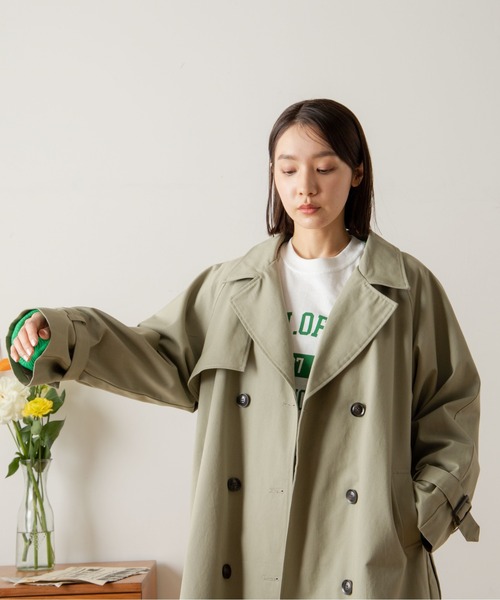 ANGIE（アンジー）の「ツイルボリュームスリーブオーバーサイズトレンチコート（トレンチコート・レディース・ベージュ/カーキ/オフホワイト・FREE）」の11枚目の写真
