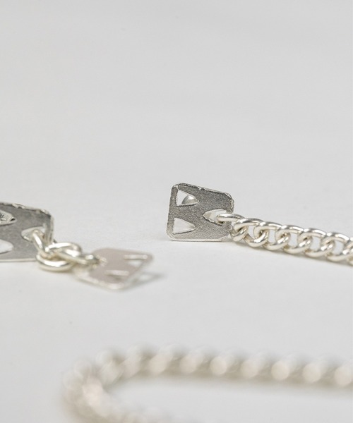 HERGO（ハーゴ）の「HERGO ハーゴ / Bandage pierce シルバー925 バンテージピアス / her-p007（ピアス（片耳用）・メンズ・シルバー・FREE）」の4枚目の写真