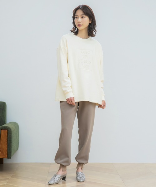GeeRA(ジーラ)の「エンボス加工裏毛プルオーバー(Tシャツ/カットソー・レディース・アイボリー/ブルー/チャコール・MEDIUM)」の8枚目の写真