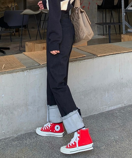 Jewelobe(ジュエローブ)の「ロールアップストレートデニムパンツ(デニムパンツ・レディース・ブラック/ブルー・S/M)」の1枚目の写真