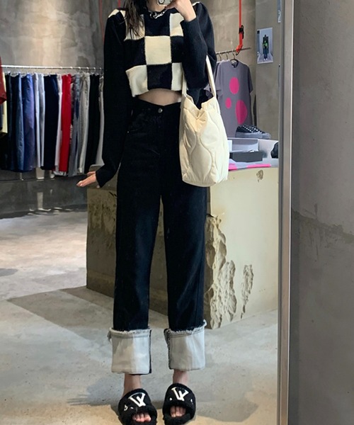 Jewelobe(ジュエローブ)の「ロールアップストレートデニムパンツ(デニムパンツ・レディース・ブラック/ブルー・S/M)」の22枚目の写真