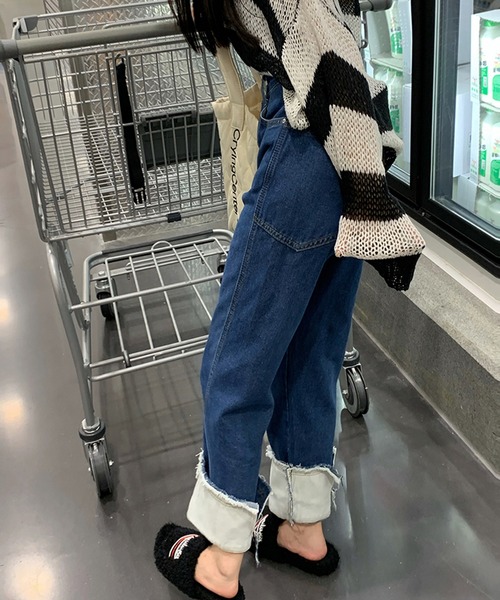 Jewelobe(ジュエローブ)の「ロールアップストレートデニムパンツ(デニムパンツ・レディース・ブラック/ブルー・S/M)」の12枚目の写真