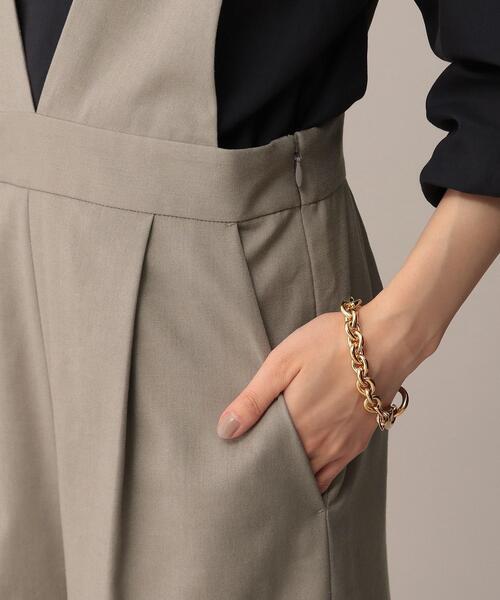美品✨アンタイトル クロップ丈 Vネックサロペット【洗える】黒 M UNTITLED（アンタイトル）の「◇クロップ丈 Vネックサロペット