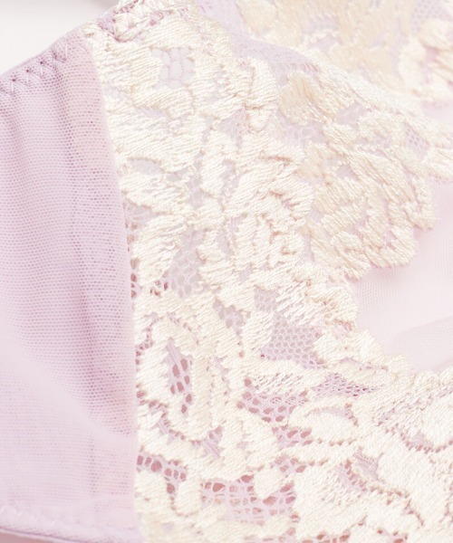 Intimissimi(インティミッシミ)の「Pretty Flowers ブラジリアンパンティ(ショーツ・レディース・ライラック/グレイッシュブルー/ペールイエロー/クリアグリーン・S/M/L)」の5枚目の写真