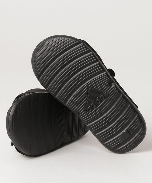 adidas(アディダス)の「adidas/アディダス SWIM SANDALS スイムサンダル 軽量 ストラップサンダル FY8936(サンダル・キッズ・ブラック×ブラック・20.0cm/18.0cm/19.0cm/21.0cm/17.0cm/22.0cm)」の3枚目の写真