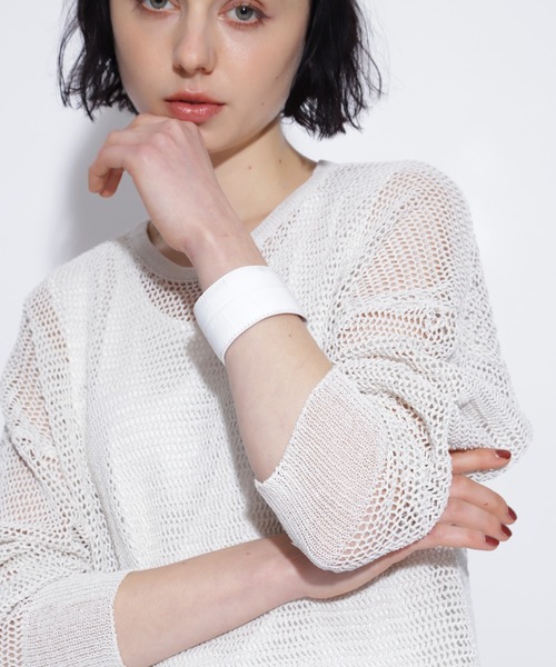 BOSCH(ボッシュ)の「LEFIJE レザーバングル(ネックレス・レディース・ブラック/ホワイト/オレンジ・ONE SIZE)」の1枚目の写真