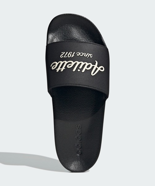 adidas(アディダス)の「アディレッタ シャワー サンダル / Adilette Shower Slides / アディダス adidas(サンダル・メンズ・ブラック×ホワイト/ホワイト×グリーン/ホワイト×ネイビー・23.5cm/24.5cm/25.5cm/26.5cm/27.5cm/28.5cm/22.5cm)」の8枚目の写真