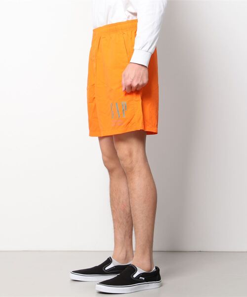 GAP（ギャップ）の「FREE&FLOW ナイロン ショートパンツ（その他パンツ・メンズ・パープル系その他/オレンジ/ブルー系その他/ブラック/その他/ピンク/イエロー・XL/M/S/XS/L）」の8枚目の写真