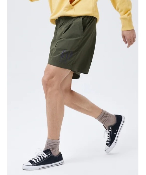 GAP（ギャップ）の「FREE&FLOW ナイロン ショートパンツ（その他パンツ・メンズ・パープル系その他/オレンジ/ブルー系その他/ブラック/その他/ピンク/イエロー・XL/M/S/XS/L）」の12枚目の写真