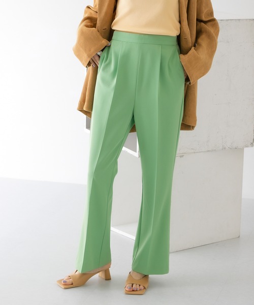 KBF（ケイビーエフ）の「スリムフレアイージーパンツ（その他パンツ・レディース・ブラック/ピンク/グリーン/アイボリー・ONE）」の6枚目の写真