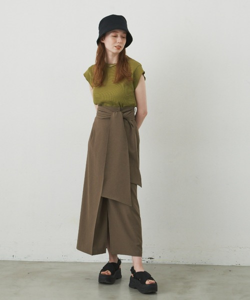 hinari(ヒナリ)の「リボンベルト付きラップ風スカート(スカート・レディース・ブラック/モカ/アイボリー・SMALL/MEDIUM)」の19枚目の写真