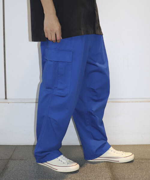 Purple&Yellow(パープルアンドイエロー)の「ワイドカーゴパンツ(カーゴパンツ・メンズ・ブラック/グリーン/カーキ/ホワイト/ブルー・SMALL/MEDIUM/LARGE/X-SMALL)」の5枚目の写真