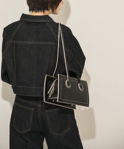 KBF(ケイビーエフ)の「ステッチデザインロングショルダーBAG(ショルダーバッグ・レディース・ブラック/ベージュ・ONE)」の11枚目の写真