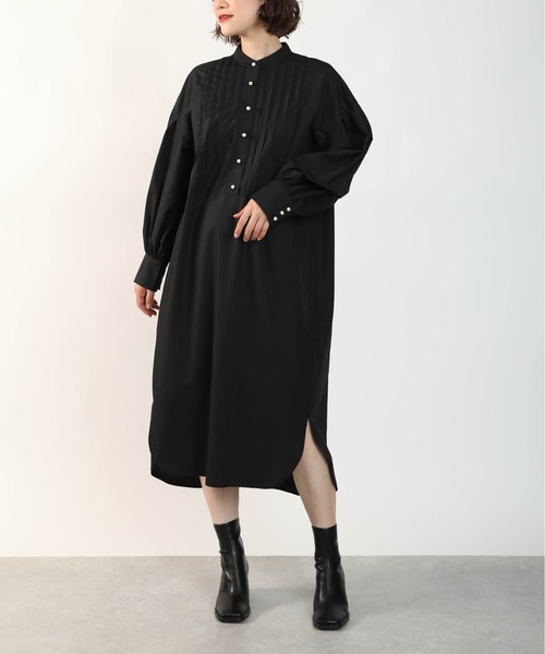 PICCIN（ピッチン）の「ピンタックパールボタンワンピース（ワンピース・レディース・ブラック/オフホワイト・M）」の2枚目の写真