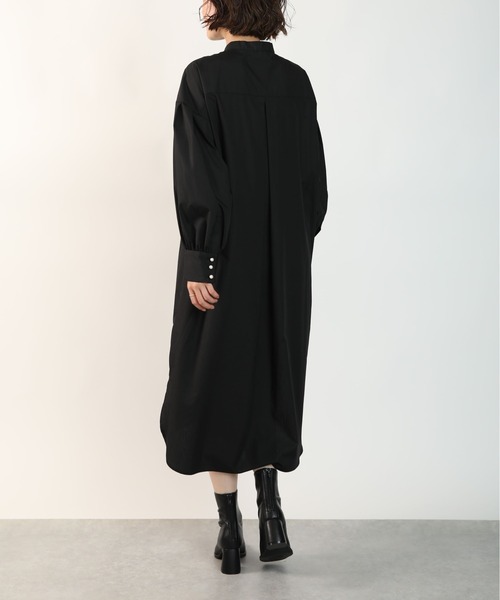 PICCIN（ピッチン）の「ピンタックパールボタンワンピース（ワンピース・レディース・ブラック/オフホワイト・M）」の21枚目の写真