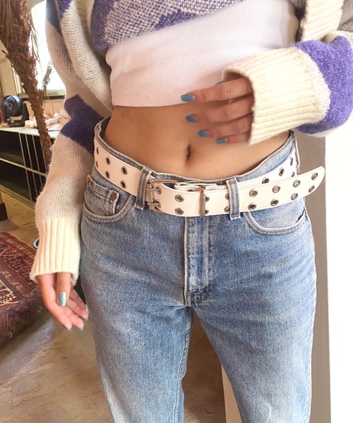 SHAGGIE(シャギー)の「フェイクレザーダブルベルト(ベルト・レディース・ホワイト/ブラック・FREE)」の7枚目の写真