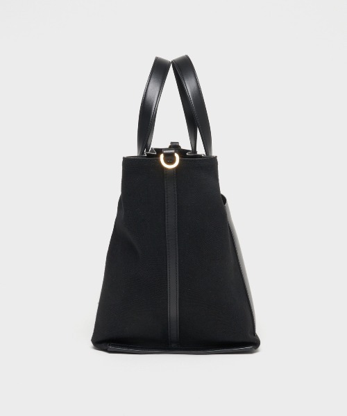 JIL SANDER（ジルサンダー）の「WANDER SQUARE SM（トートバッグ・レディース・ブラック/ナチュラル・UNI）」の11枚目の写真