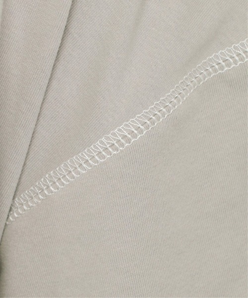 ikka(イッカ)の「配色ステッチキーネックTシャツ(Tシャツ/カットソー・レディース・ライトグレー/チャコールグレー・L/M)」の11枚目の写真