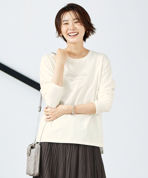 J.PRESS Ladies(J.プレス レディス)の「ロゴ Tシャツ(Tシャツ/カットソー・レディース・ライトグレー系/ピンク系/アイボリー系/グレー系・SMALL)」の3枚目の写真