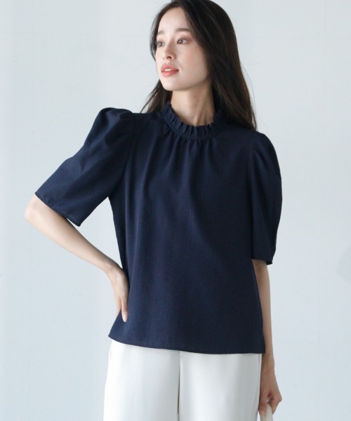 M.deux（エムドゥ）の「〔ギャザーネックパフスリーブブラウス〕（シャツ/ブラウス・レディース・ベージュ/ネイビー・MEDIUM）」の15枚目の写真