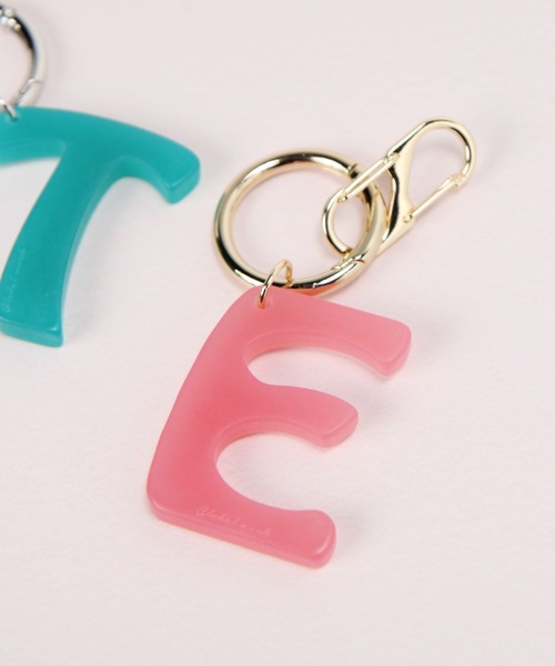 GLOBAL WORK（グローバルワーク）の「マルチWAYイニシャルチャーム/345194（その他小物・レディース・オレンジ/イエロー/ベージュ/パープル/グリーン/レッド/グリーン系その他/グレー/ピンク/グリーン系その他2/その他/ブルー/クリア/オレンジ系その他・FREE）」の9枚目の写真