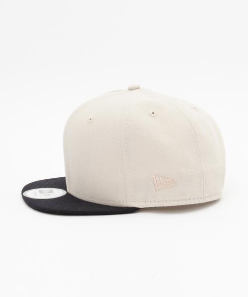 NEW ERA（ニューエラ）の「NEW ERA / 2Tone 506 Short Visor SP（キャップ・レディース・オフホワイト/グレー・ONE SIZE）」の8枚目の写真