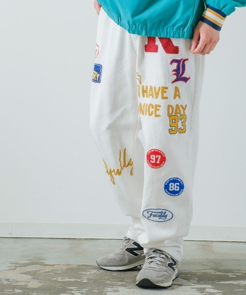 improves（インプローブス）の「ワッペン ワイド ストリート デニムパンツ（デニムパンツ・メンズ・ブラック/オフホワイト/サックスブルー/ワンウォッシュ・MEDIUM/LARGE）」の11枚目の写真