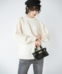 haco! | 360度かわいく顔映え！肩まわりの編み地で新鮮に華やぐ求心風ケーブルニット(ニット/セーター)