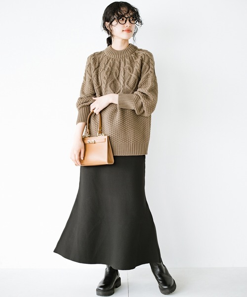 haco!（ハコ）の「360度かわいく顔映え！肩まわりの編み地で新鮮に華やぐ求心風ケーブルニット（ニット/セーター・レディース・アイボリー/ベージュ・SMALL/MEDIUM/LARGE/X-LARGE）」の8枚目の写真