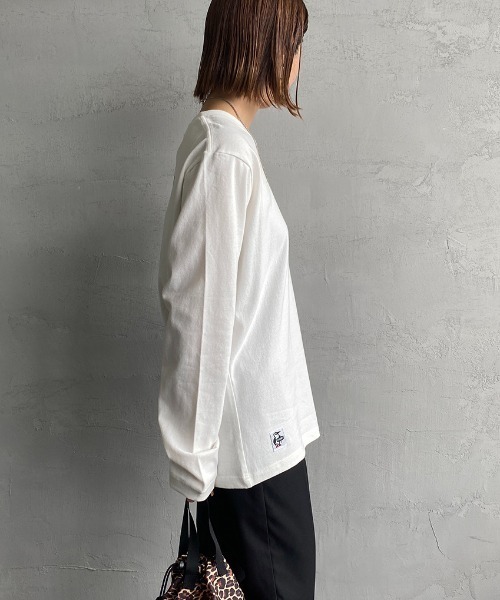 CHUMS（チャムス）の「[CHUMS/チャムス] バックブービーロゴプリント ロングスリーブＴシャツ（Tシャツ/カットソー・レディース・ホワイト/ブラック・M/L/XL）」の11枚目の写真
