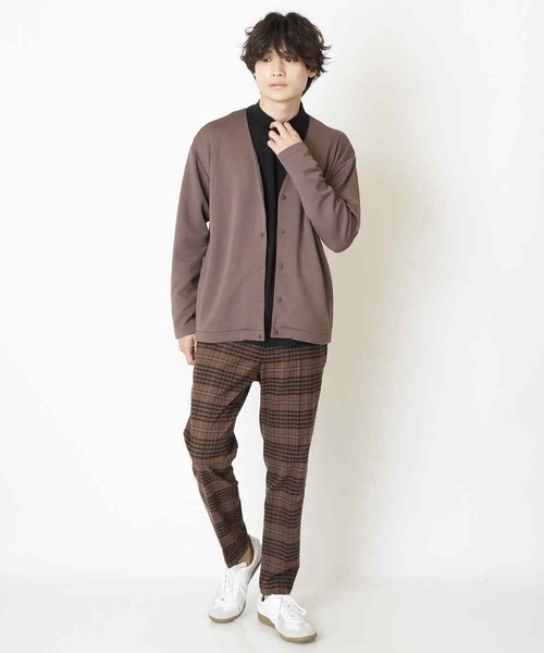 a.v.v(アーヴェヴェ)の「ポンチモックネックカットソー(Tシャツ/カットソー・メンズ・ホワイト/ブラック・44/46/48/50)」の12枚目の写真