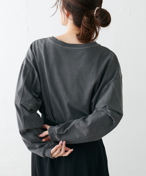 PUAL CE CIN(ピュアルセシン)の「ロゴプリントプレーティングプルオーバー(Tシャツ/カットソー・レディース・チャコールグレー/ベージュ/グレイッシュベージュ・FREE)」の15枚目の写真